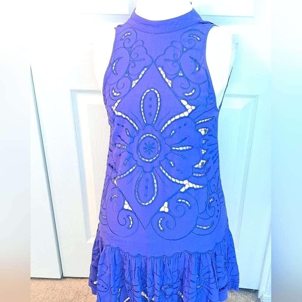 Free People Sleeveless Eyelt Dress In Periwinkle